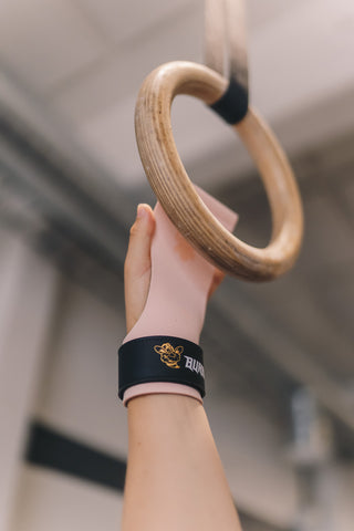 Guard Grips, pinkki – käytössä tangolla/renkailla, vakaa ote