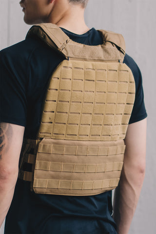 Burbees Bumble Vest hiekka – takanäkymä